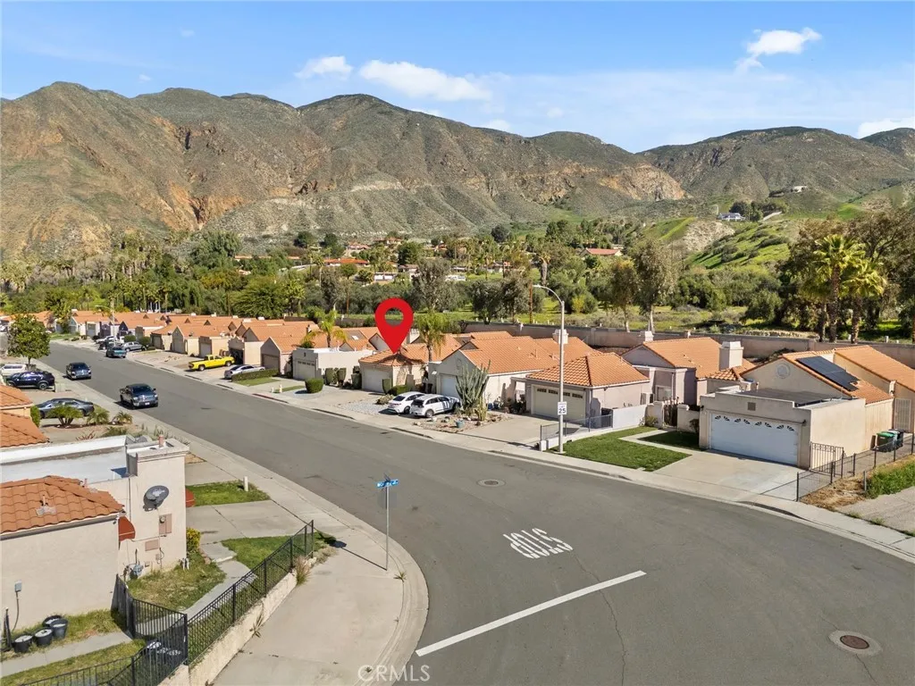 737 Verona, San Jacinto, California 92583 home-pic-39