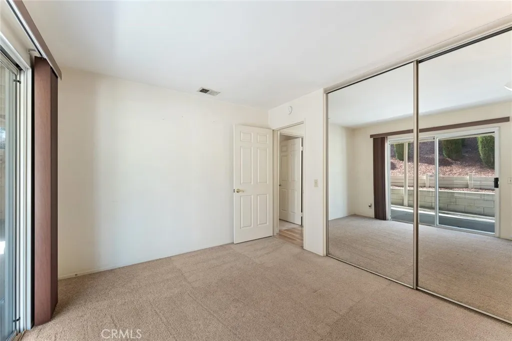 737 Verona, San Jacinto, California 92583 home-pic-14