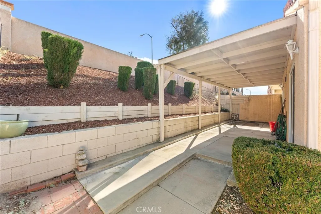 737 Verona, San Jacinto, California 92583 home-pic-21