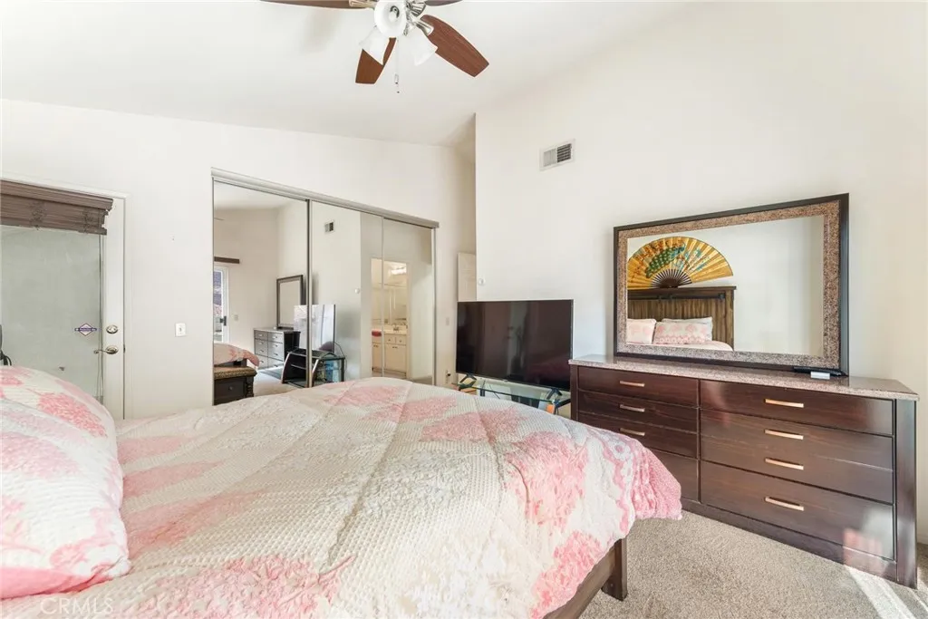 737 Verona, San Jacinto, California 92583 home-pic-19