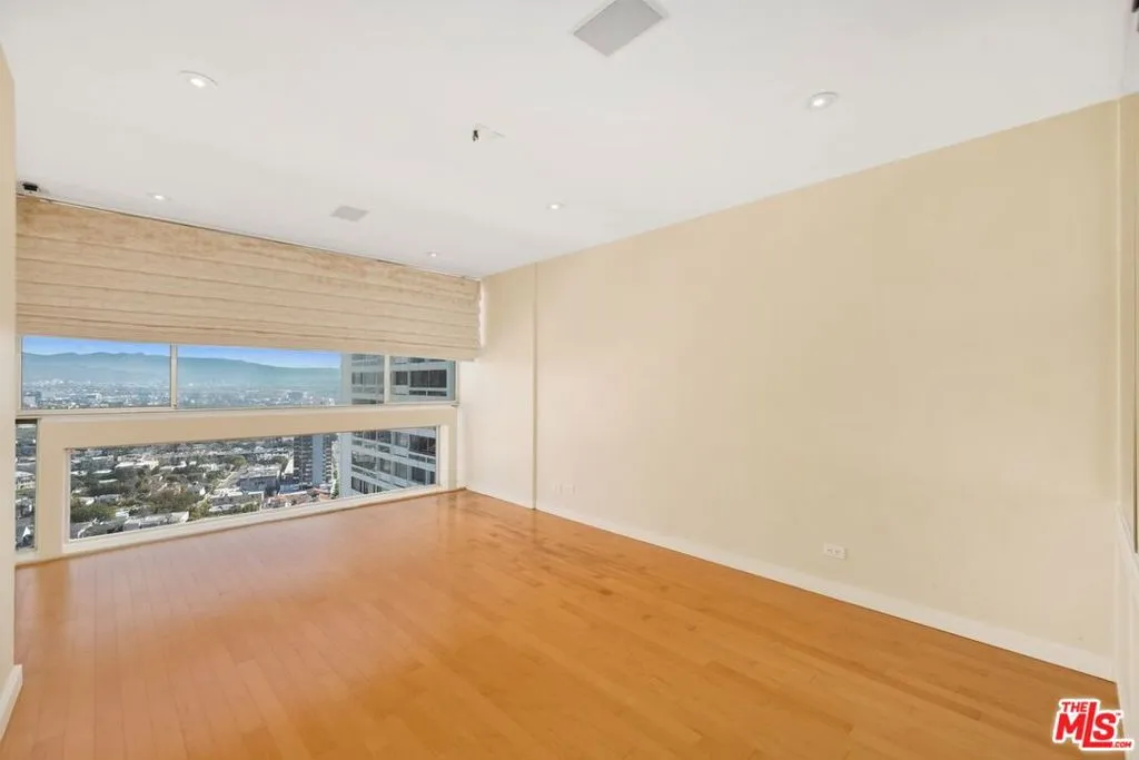 2220 Avenue Of The Stars 2203, Los Angeles, California 90067 home-pic-14