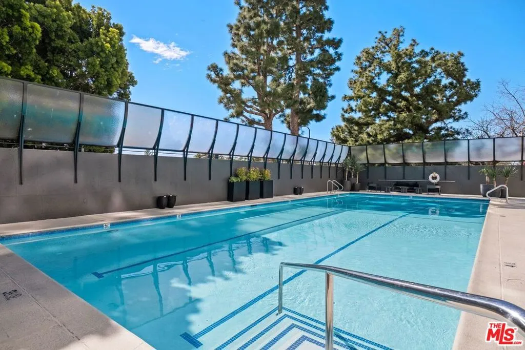 2220 Avenue Of The Stars 2203, Los Angeles, California 90067 home-pic-17