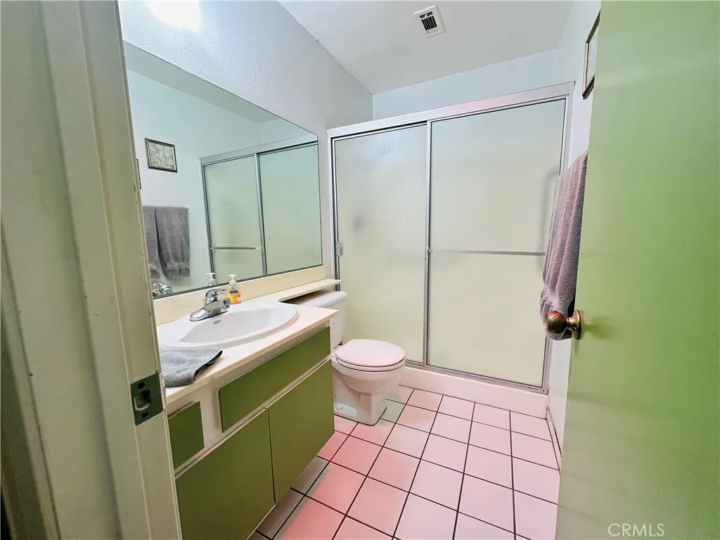 1255 S Buena Vista, Hemet, California 92543 home-pic-13