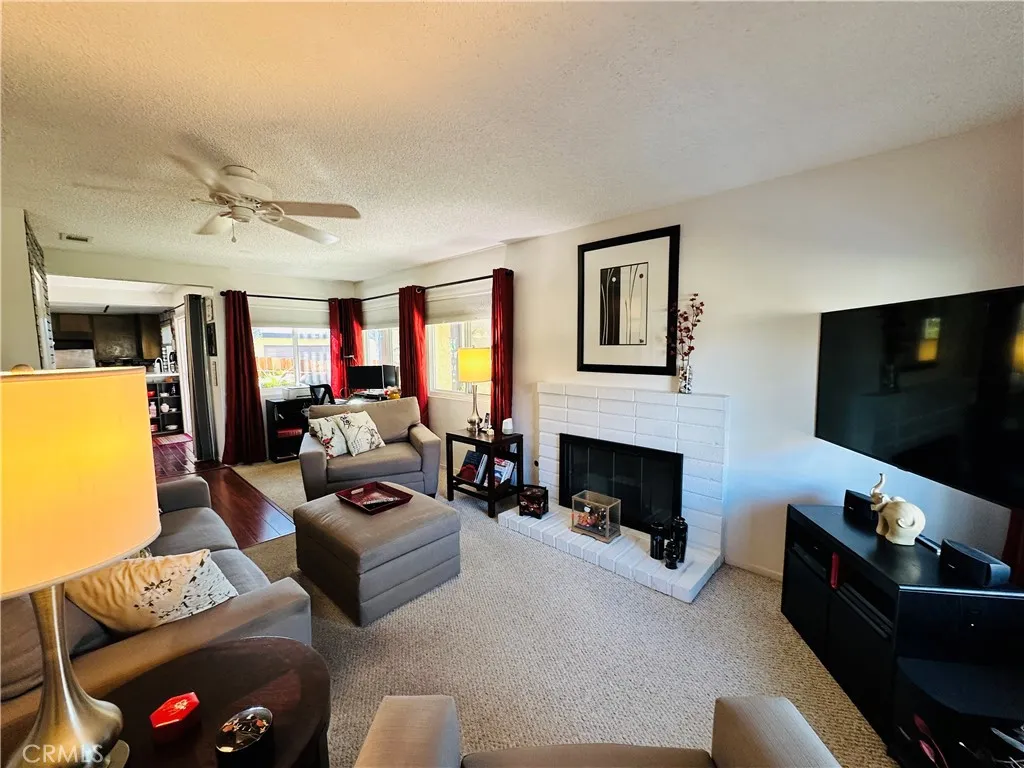 1255 S Buena Vista, Hemet, California 92543 home-pic-4