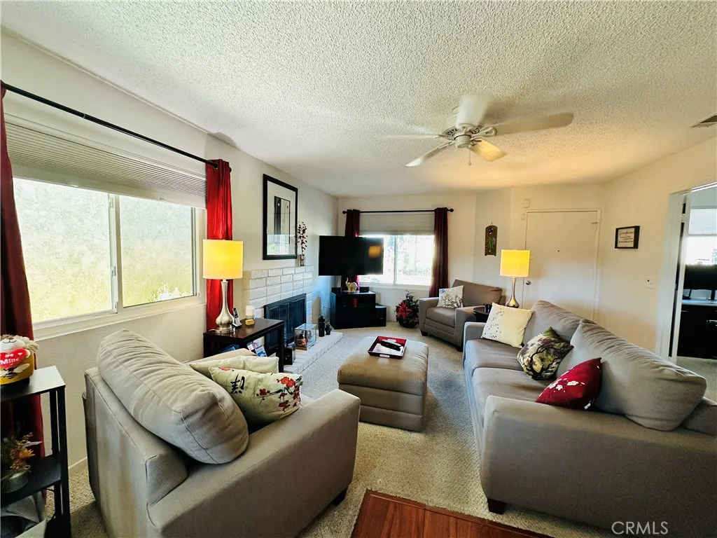 1255 S Buena Vista, Hemet, California 92543 home-pic-5
