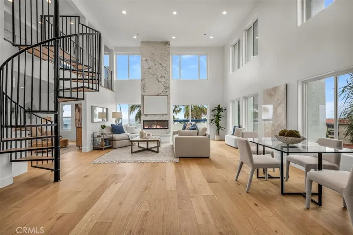 No longer staged– highlights the true scale of each room