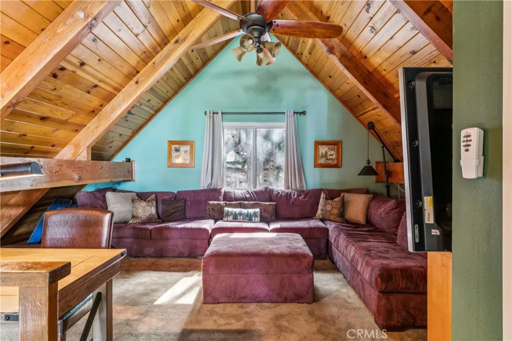 23959 Lakeview Drive, Crestline, California 92325 home-pic-20