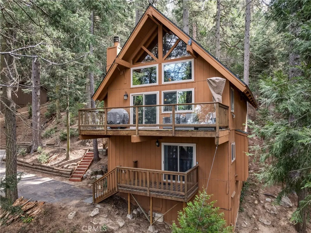 23959 Lakeview Drive, Crestline, California 92325 home-pic-2