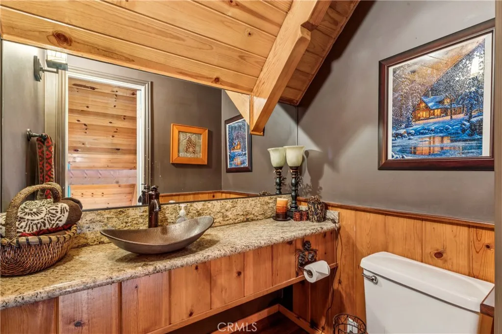 23959 Lakeview Drive, Crestline, California 92325 home-pic-19