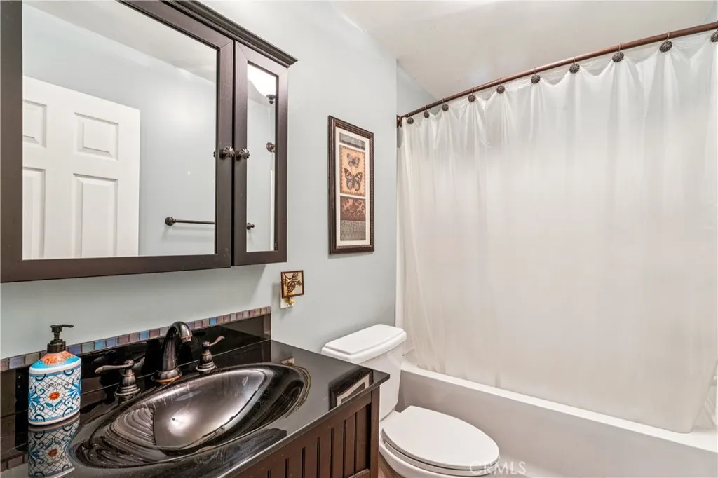 23959 Lakeview Drive, Crestline, California 92325 home-pic-15
