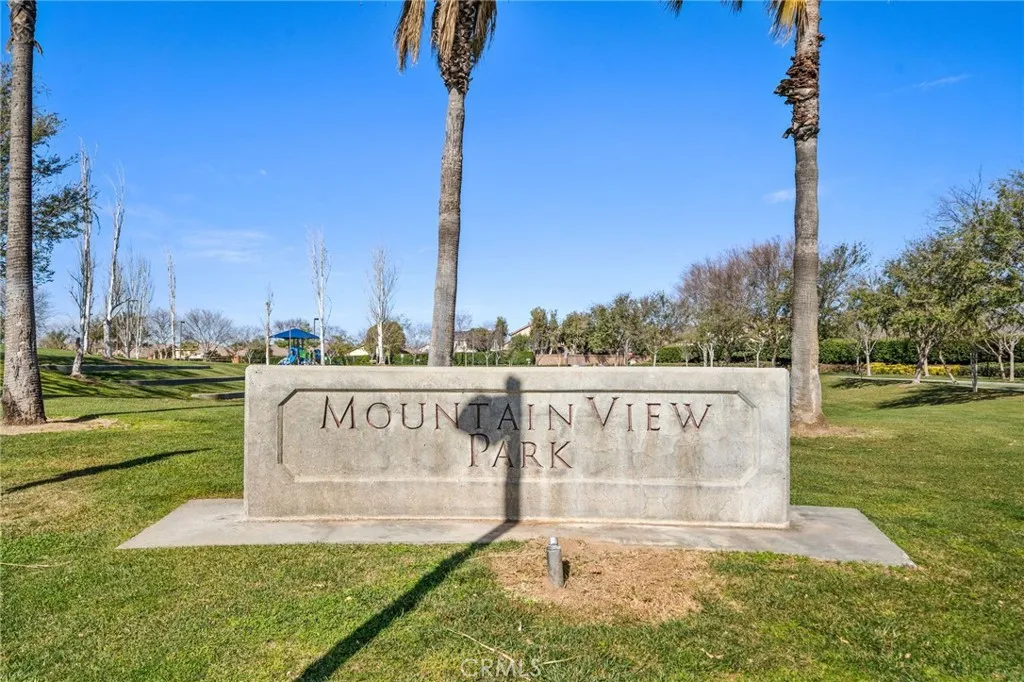 1232 Sunburst, Beaumont, California 92223 home-pic-42
