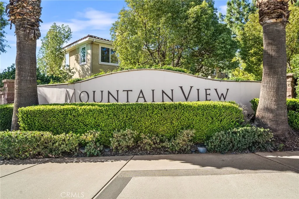 1232 Sunburst, Beaumont, California 92223 home-pic-43