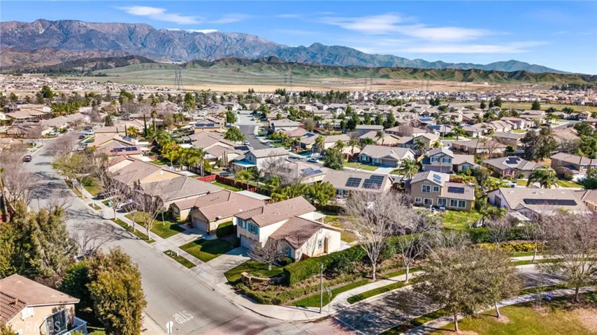 1232 Sunburst, Beaumont, California 92223