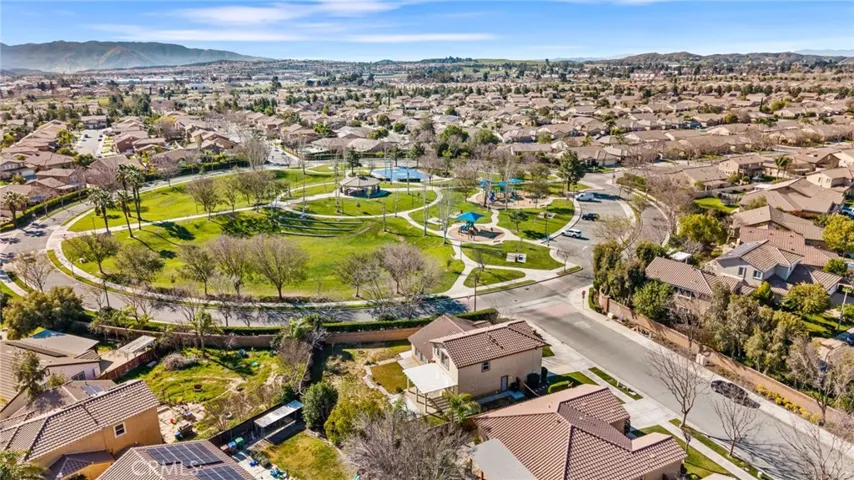 1232 Sunburst, Beaumont, California 92223