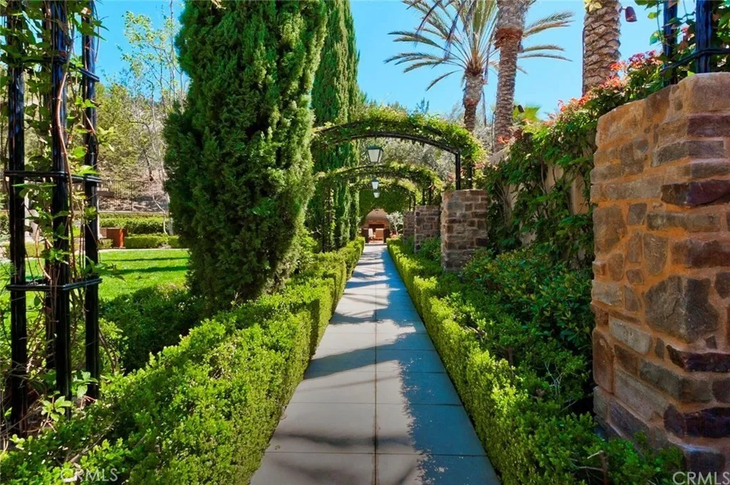 79 Canyoncrest, Irvine, California 92603 home-pic-34