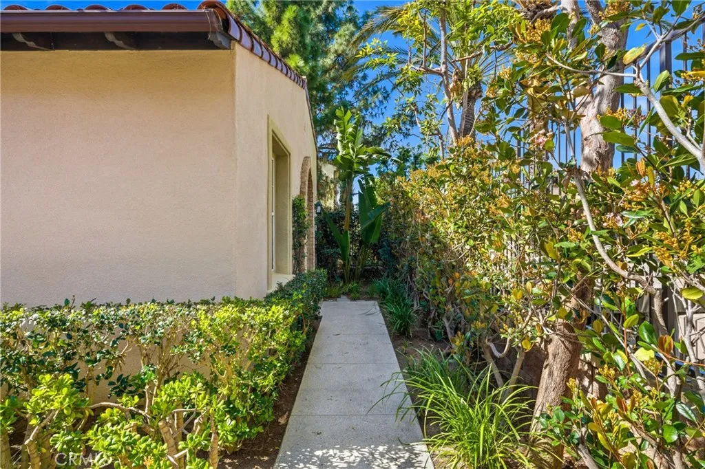 79 Canyoncrest, Irvine, California 92603 home-pic-28