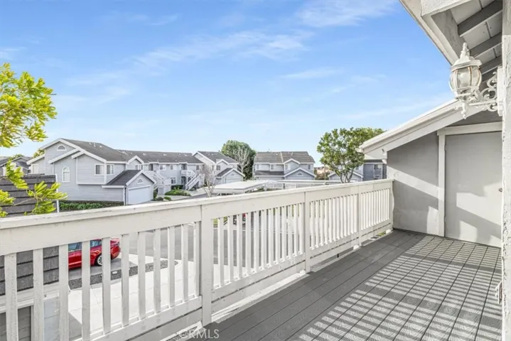 GENEROUS BALCONY, WITH AN OCEAN VIEW!