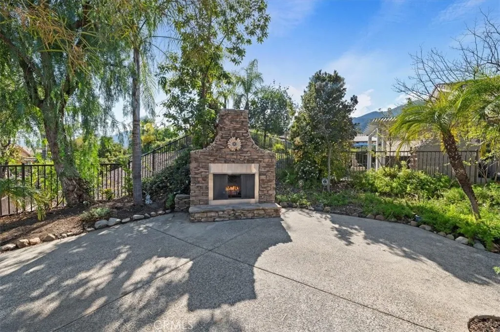 9133 Espinosa, Corona, California 92883 home-pic-22
