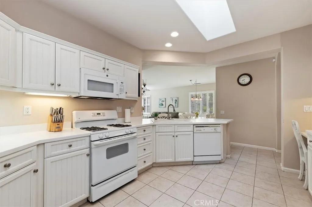 9133 Espinosa, Corona, California 92883 home-pic-5