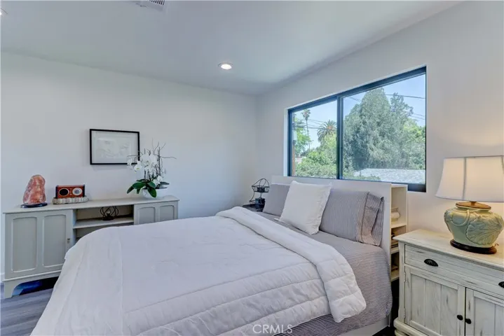 223 N. St. Andrews, Los Angeles, California 90004