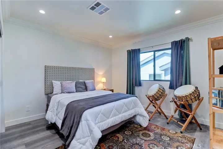 223 N. St. Andrews, Los Angeles, California 90004