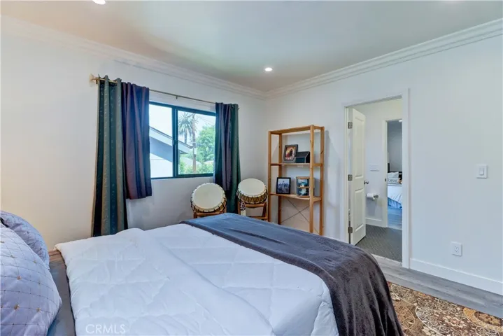 223 N. St. Andrews, Los Angeles, California 90004
