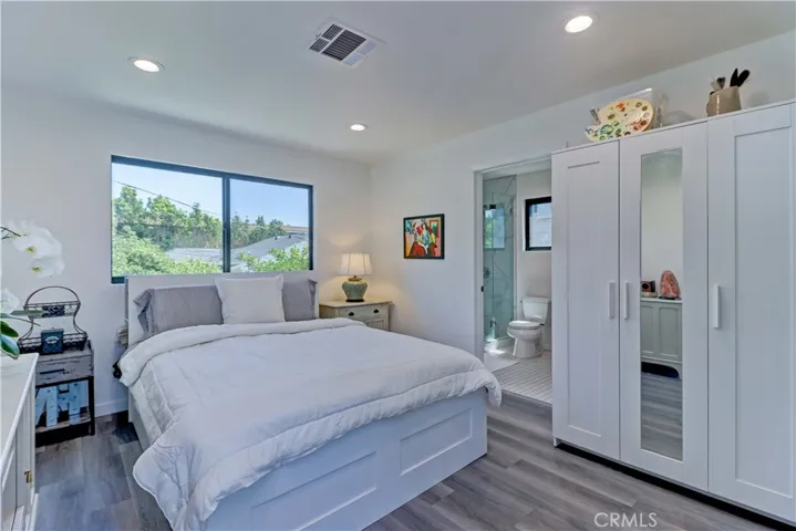223 N. St. Andrews, Los Angeles, California 90004