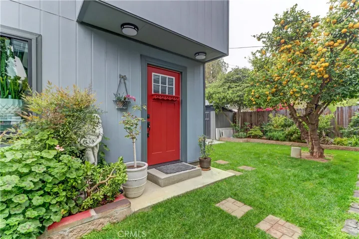 223 N. St. Andrews, Los Angeles, California 90004