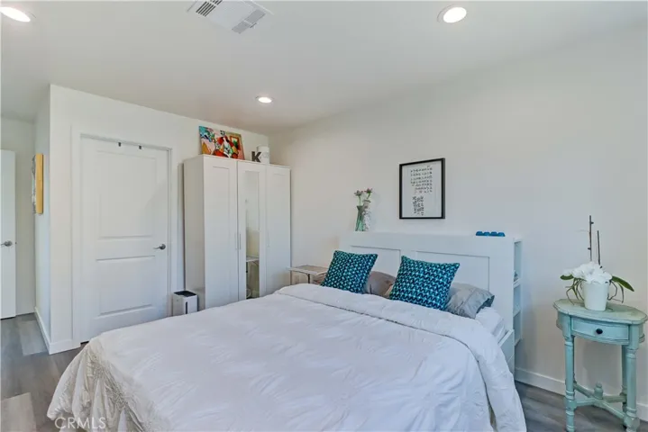 223 N. St. Andrews, Los Angeles, California 90004