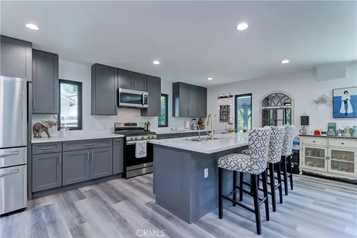223 N. St. Andrews, Los Angeles, California 90004