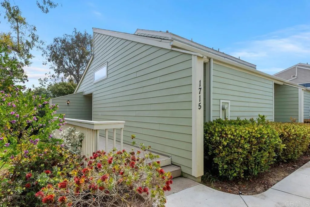 1715 Kennington Road, Encinitas, California 92024 home-pic-2