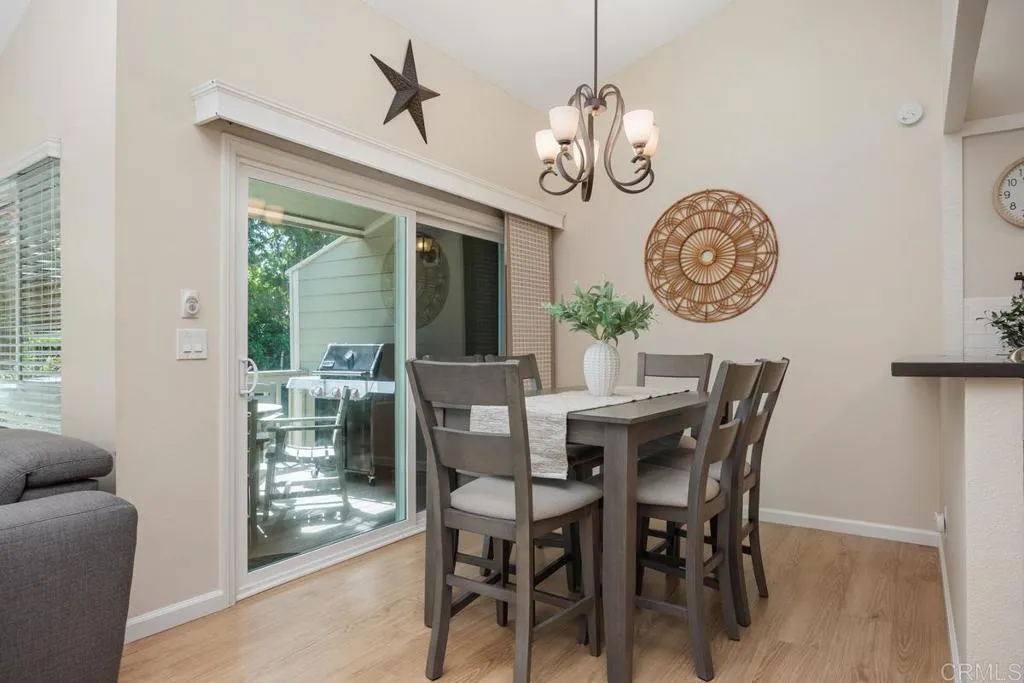 1715 Kennington Road, Encinitas, California 92024 home-pic-11