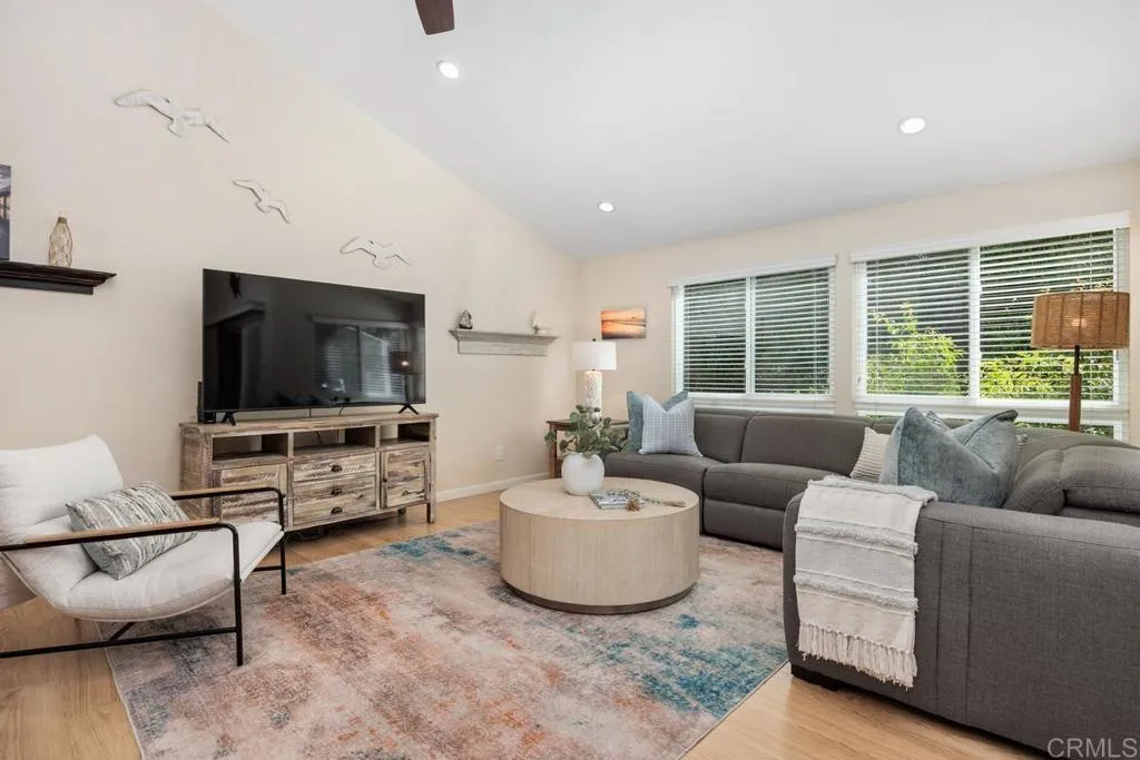 1715 Kennington Road, Encinitas, California 92024 home-pic-8
