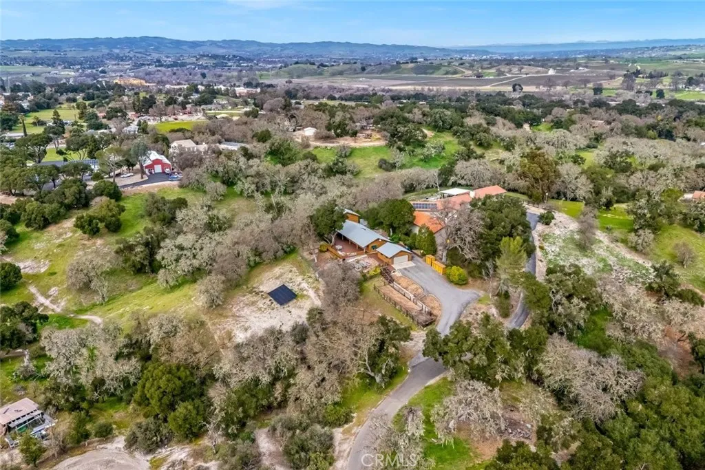 4620 Obispo, Atascadero, California 93422 home-pic-47