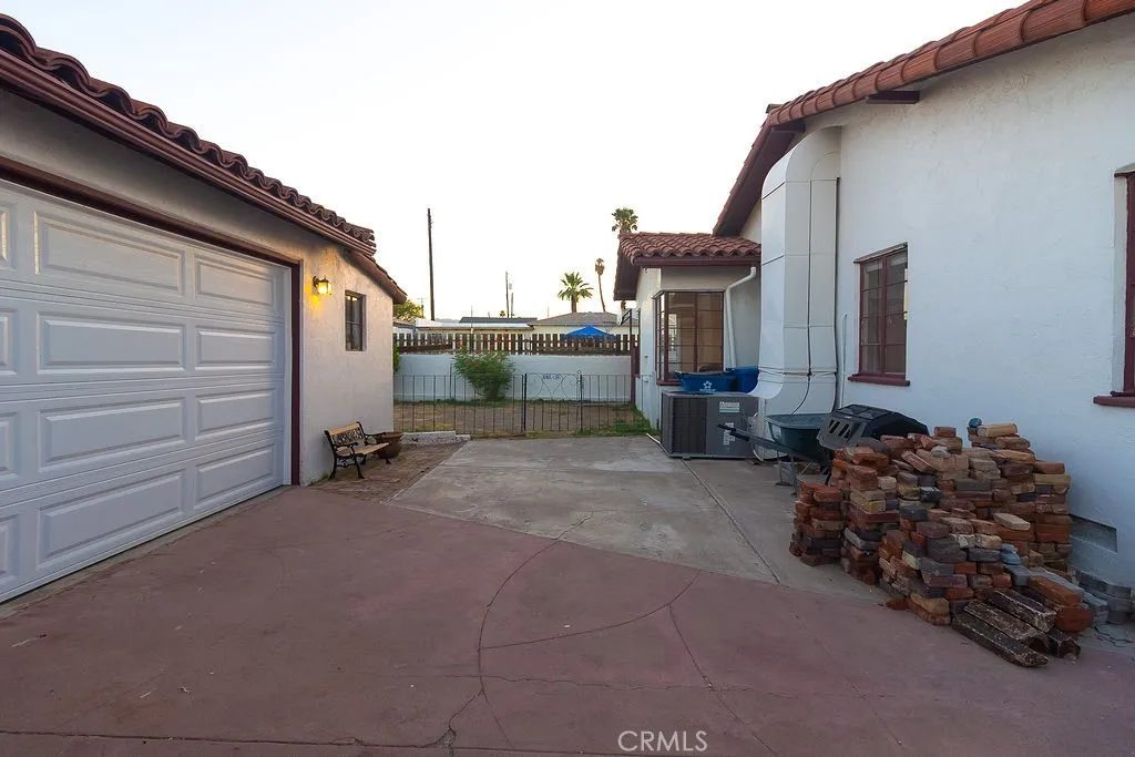 1417 Highland Avenue, Needles, California 92363 home-pic-39