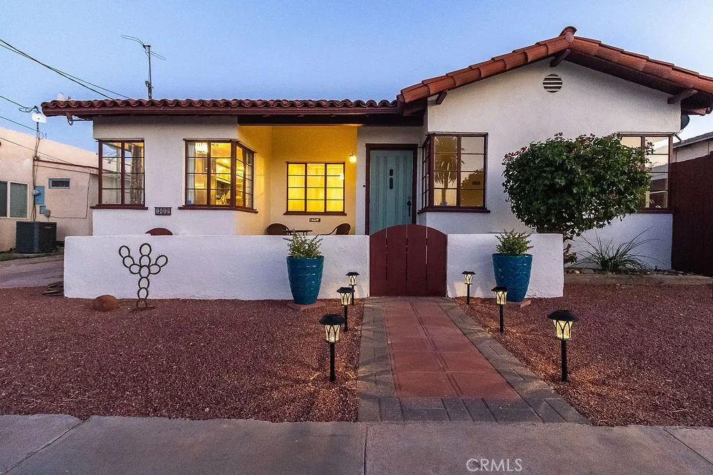 1417 Highland Avenue, Needles, California 92363 home-pic-1