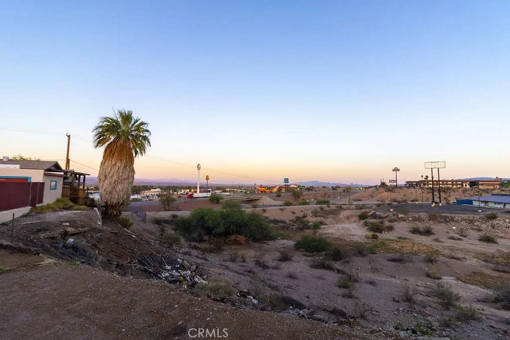 1417 Highland Avenue, Needles, California 92363 home-pic-42