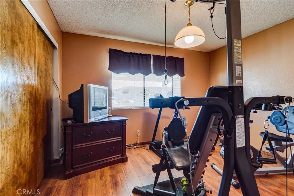 2160 Temescal Avenue, Norco, California 92860 home-pic-34