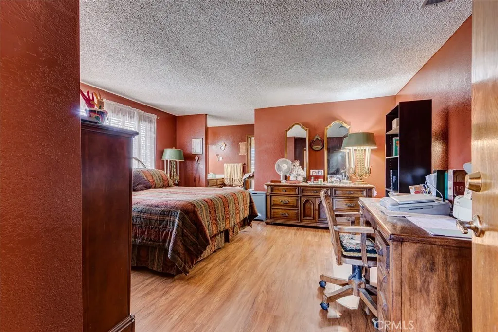 2160 Temescal Avenue, Norco, California 92860 home-pic-24