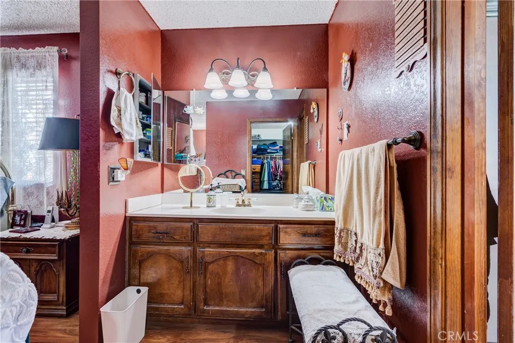 2160 Temescal Avenue, Norco, California 92860 home-pic-27