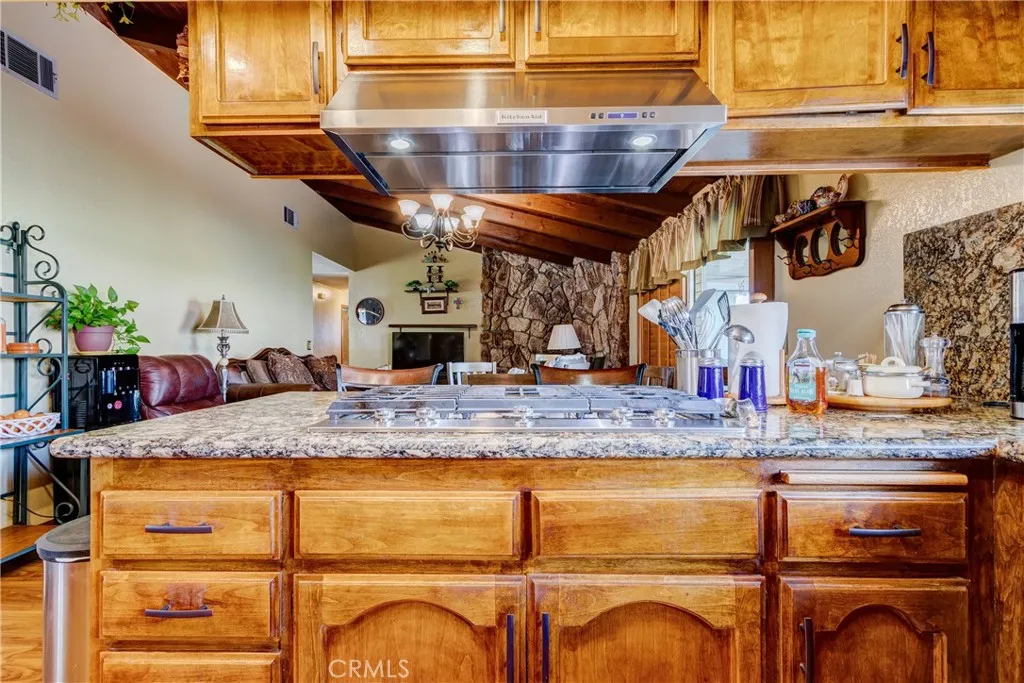 2160 Temescal Avenue, Norco, California 92860 home-pic-18