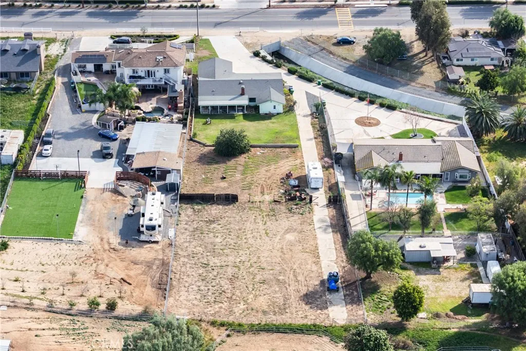 2160 Temescal Avenue, Norco, California 92860 home-pic-41