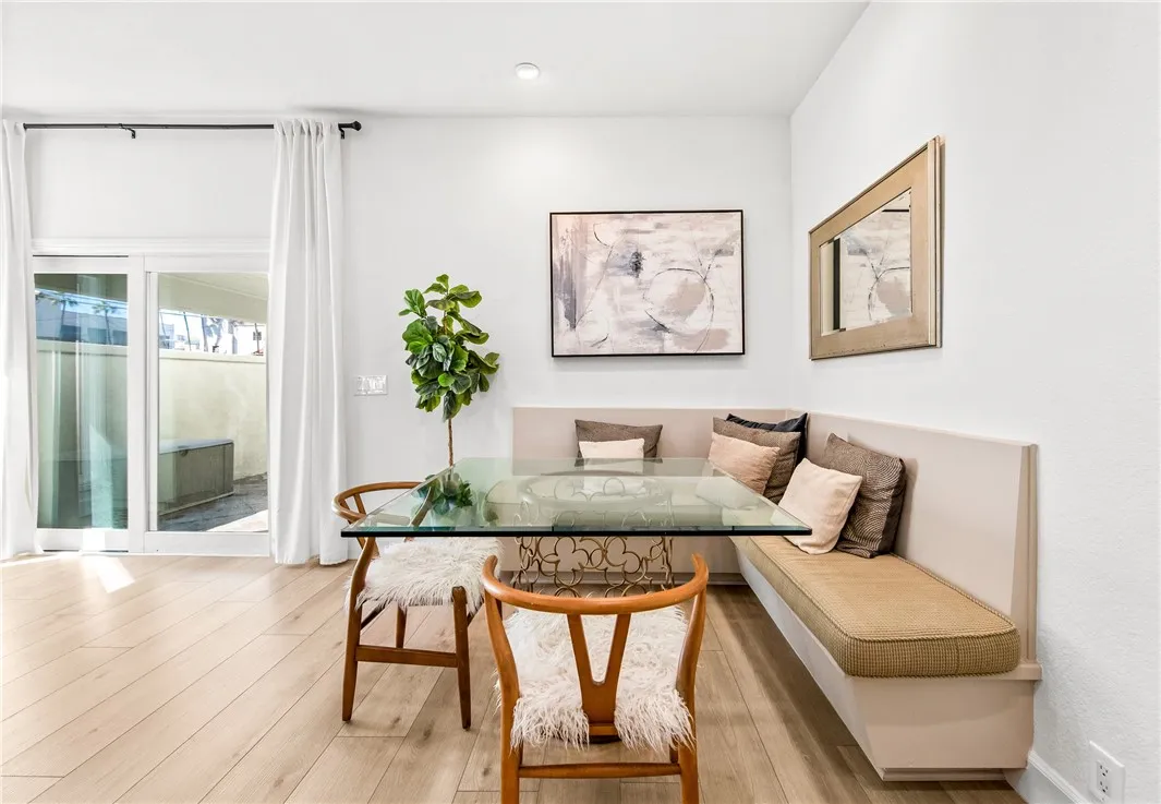 219 2nd Street, Huntington Beach, California 92648 home-pic-20