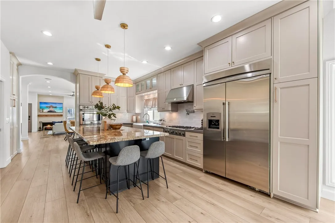 219 2nd Street, Huntington Beach, California 92648 home-pic-11