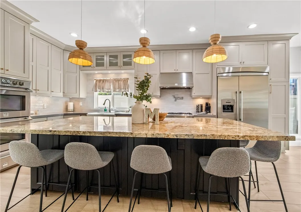 219 2nd Street, Huntington Beach, California 92648 home-pic-12