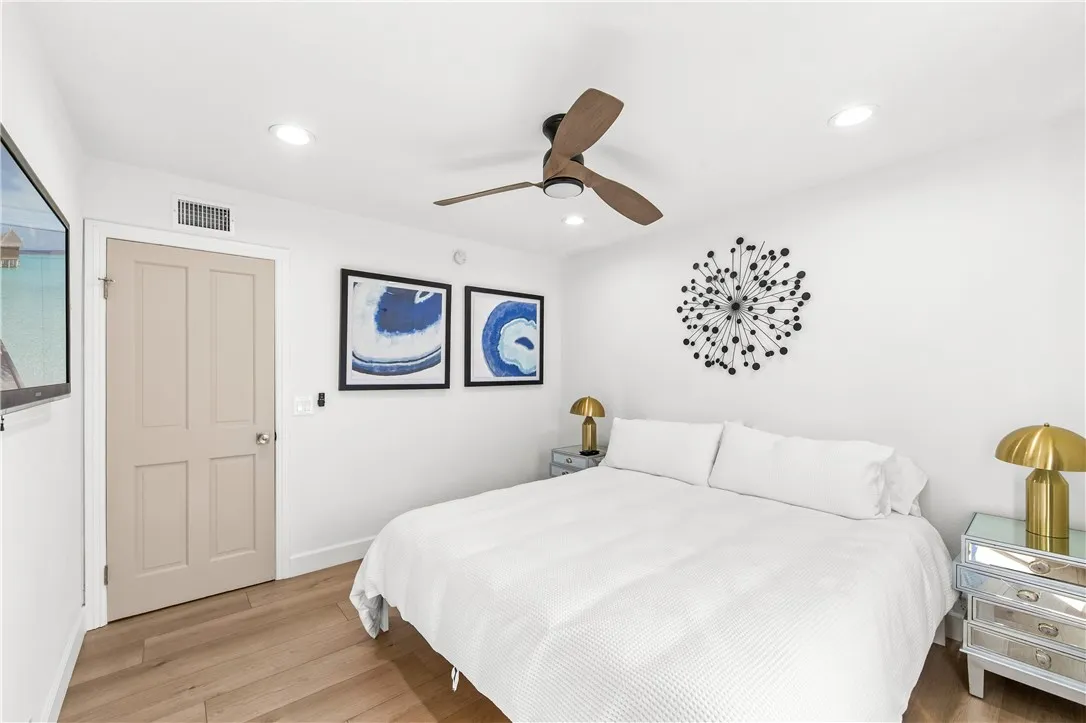 219 2nd Street, Huntington Beach, California 92648 home-pic-36