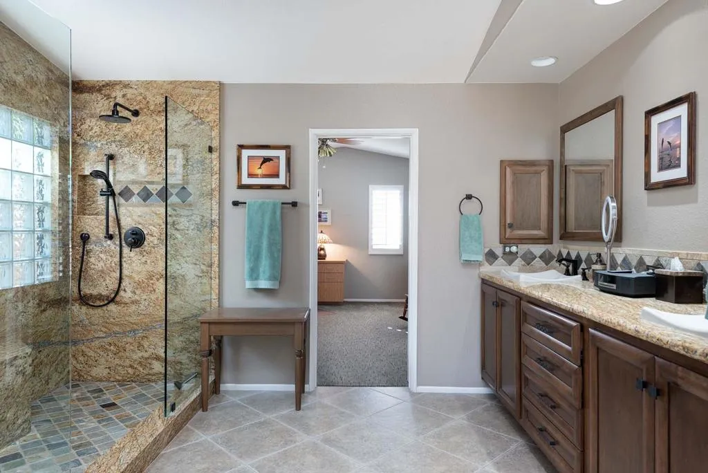 78910 Galaxy Drive, La Quinta, California 92253 home-pic-19