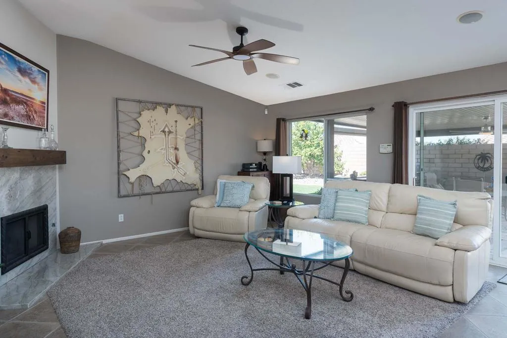 78910 Galaxy Drive, La Quinta, California 92253 home-pic-8