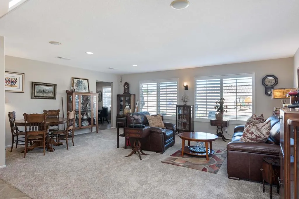 78910 Galaxy Drive, La Quinta, California 92253 home-pic-4