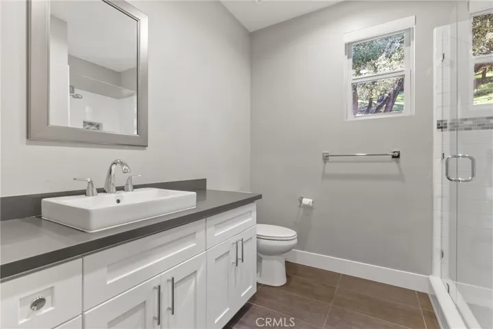 Downstairs 3/4 bath